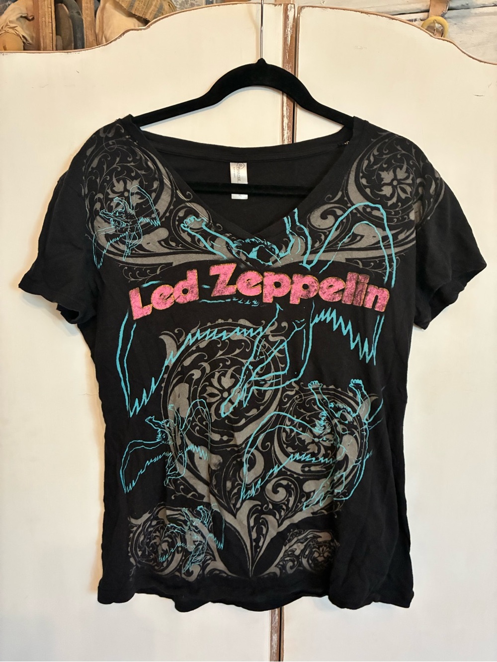 Led Zeppelin Women's Black Graphic Tee with Pink Logo